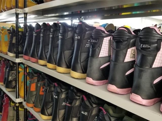 レンタルブーツ:福島県猪苗代町の沼尻スキー場